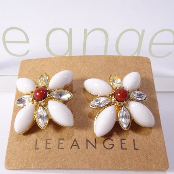 Lee Angel White Red Cabochon Bead Cystal Flower Stud Earrings NWT 78 - Picture 1 of 12